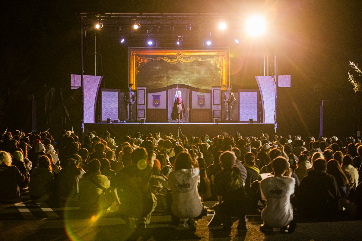 scrapmagazine's tweet photo. ／
近畿地方 #ボランティア
募集中 🗾
＼

#ひらかたパーク で開催中の #魔法遊園地脱出 など🎡

遊園地やスタジアムなどで開催する
大型リアルイベントの運営サポートをしてくださる方募集🏟

応募締切：9/30(水)まで
#リアル脱出ゲーム #SCRAP
https://t.co/VbEQD4x8ry https://t.co/dcIhJNNk5Q