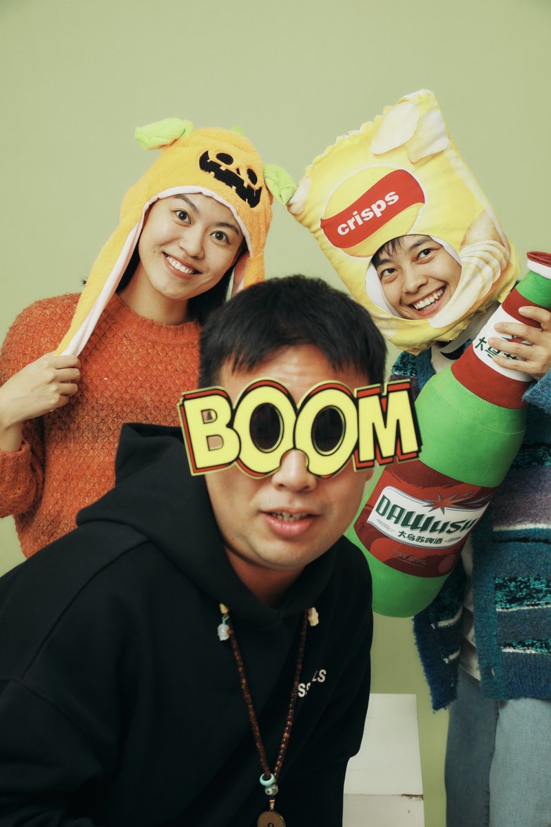macas684605's tweet photo. Just finished a hilarious variety show episode with my crew! Can’t stop laughing over the silly games and unexpected guest interactions—total vibe boost for my weekend! #VarietyShowVibes #WeekendFun https://t.co/Jcf6LmsY6b
