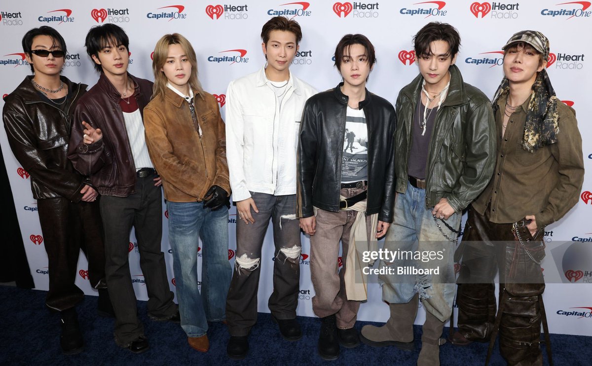 Mr_MJ2006's tweet photo. BTS PAVED THE WAY
#BTSxIHeartRadio
#BTSonIHeartRadioMusicFestival https://t.co/70GdIrN7ZE