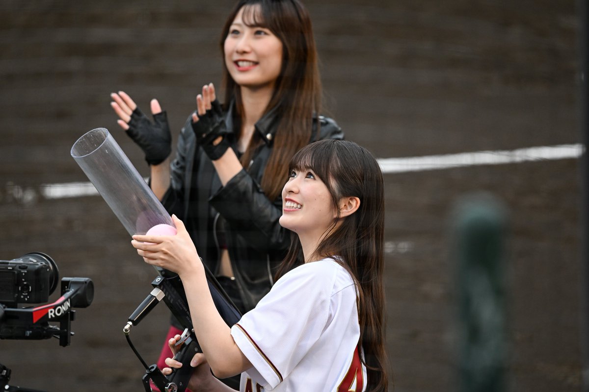 tsuukin_photo's tweet photo. 2026.9.19
東北楽天ゴールデンイーグルスvs福岡ソフトバンクホークス
5回表終了後バズーカタイム
 #小川彩
#乃木坂野球部
#パ・リーグ乃木坂コラボ
#RakutenEagles
#乃木坂46 https://t.co/XesEvQWFGB