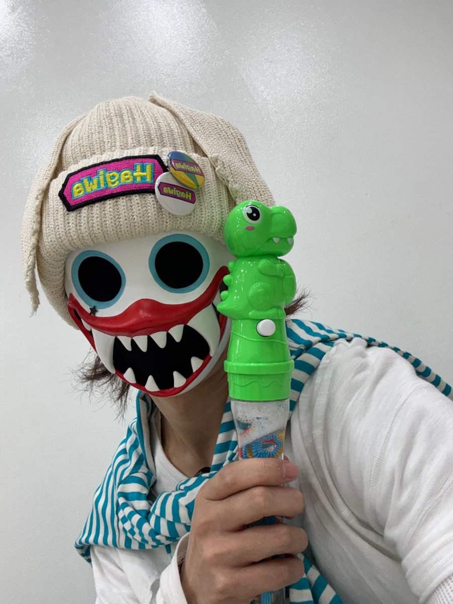 cuapcuwav's tweet photo. 260919 💌🩵 15:17 pm kst

🩵 lagi apa

👤 mikirin hagi
🩵 jawaban yang bener

🩵 📷

👤 hagi lagi apa? hagi sering mikirin cuon nggak????????
🩵 baru kelar bikin challenge https://t.co/TkcEwztysL