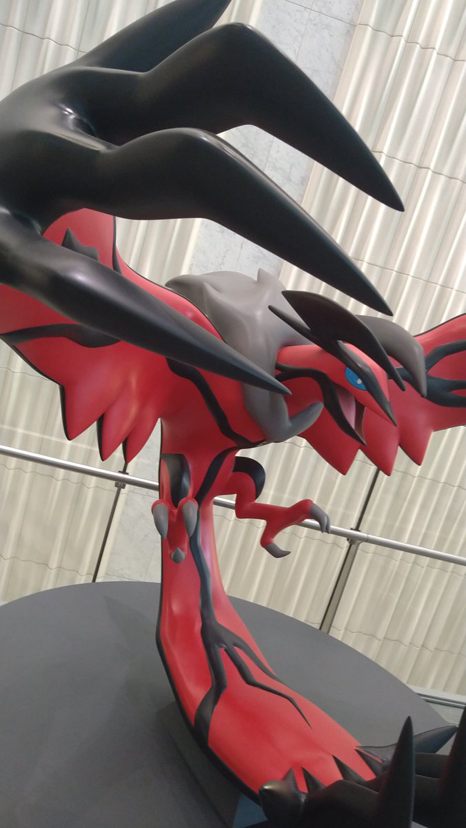 negio60's tweet photo. 八重州ポケモン行ってきた！
母校のTAUが共同で制作しててすげぇってなった！！ガブリアス最強！

展示エリアの前にゼルイベも居たぞッ！ https://t.co/aMPTkIeYec