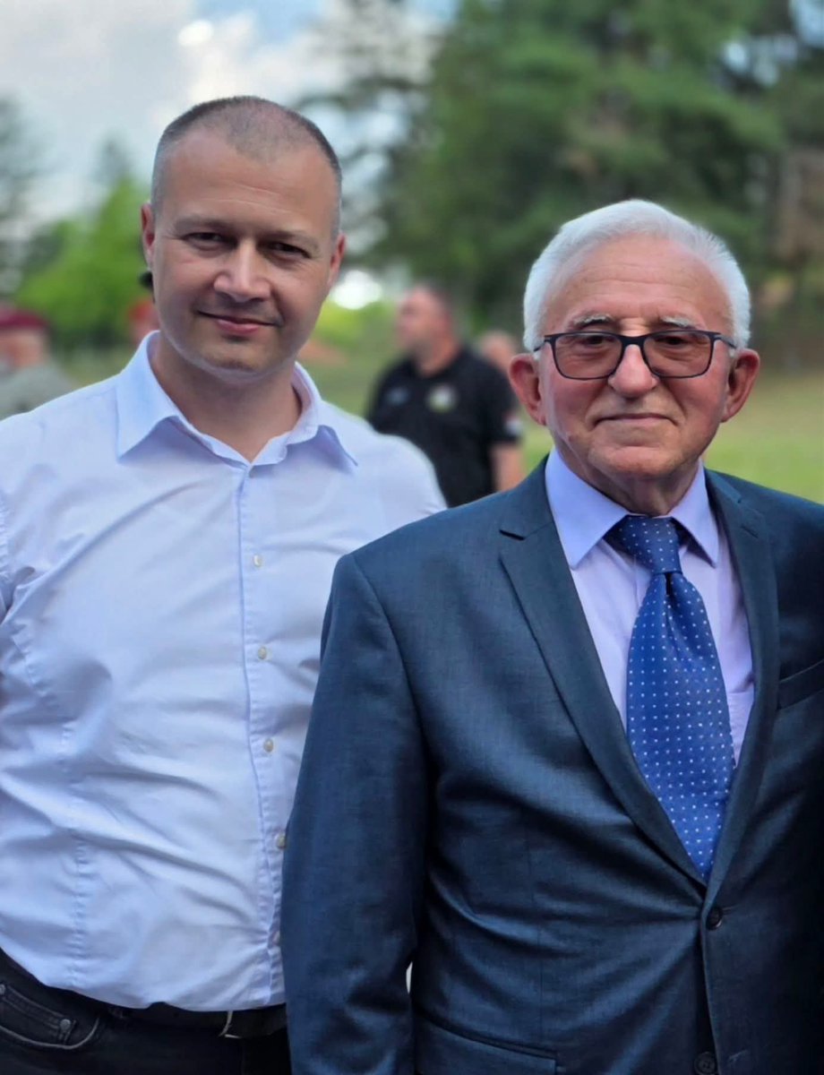 MPopovic14's tweet photo. Генерал-пуковник Војске Југославије Владимир Лазаревић. https://t.co/sHNPYXcDXB