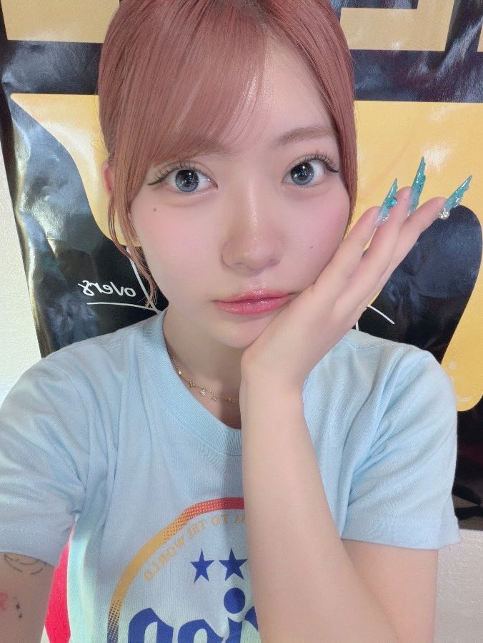 heroine_cafe's tweet photo. 9/20(日)💖プレオープン💖
OP19:00 CL23:00

❤️‍🔥お待たせしました❤️‍🔥
▼記念すべきオープン初日は▼

👑出勤メンバー👑
りさ❤️19~23 @risa__chuu 
りの🩵19~23 @rino_chan214 
レナ🤍19~23 @glutensuki 

プレオープン初日沢山の方に来ていただけたら嬉しいです❣️

#大阪 #プレオープン #ミナミ #コンカフェ　#メイドカフェ #あなたのヒロイン