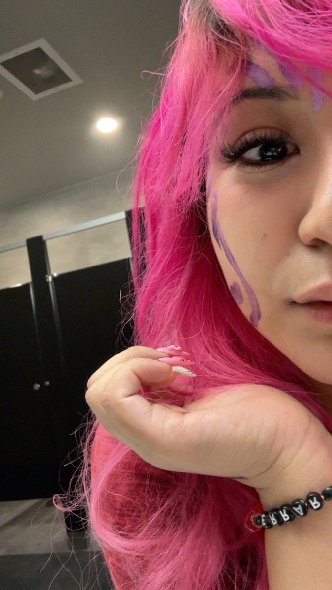 Sashimigxts's tweet photo. Im so https://t.co/cqAeEU4Iz7