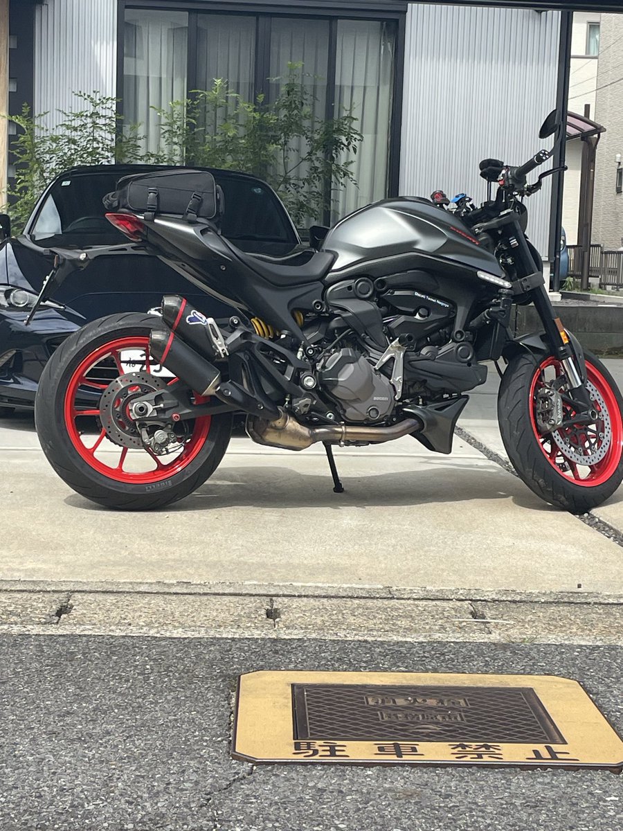E61TOjIDCa3b2RK's tweet photo. 点検
久しぶりにモンちゃんに乗りました💦
#ducati
#ドッカティモンスター
#monster937
#ロードスター
#NDロードスター https://t.co/CAMK5G0pBB