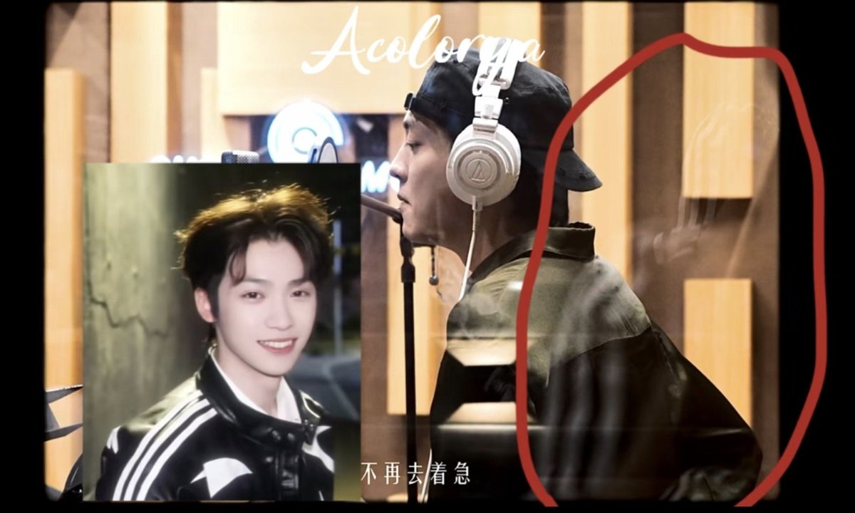 tianyu9702_'s tweet photo. Guys, you all see it too, right? Are they seriously– the same month.. 

Vid: "Listen to this female teacher’s voice. The two of them are a married couple, and one of them is a music teacher" https://t.co/wz341LVyo3