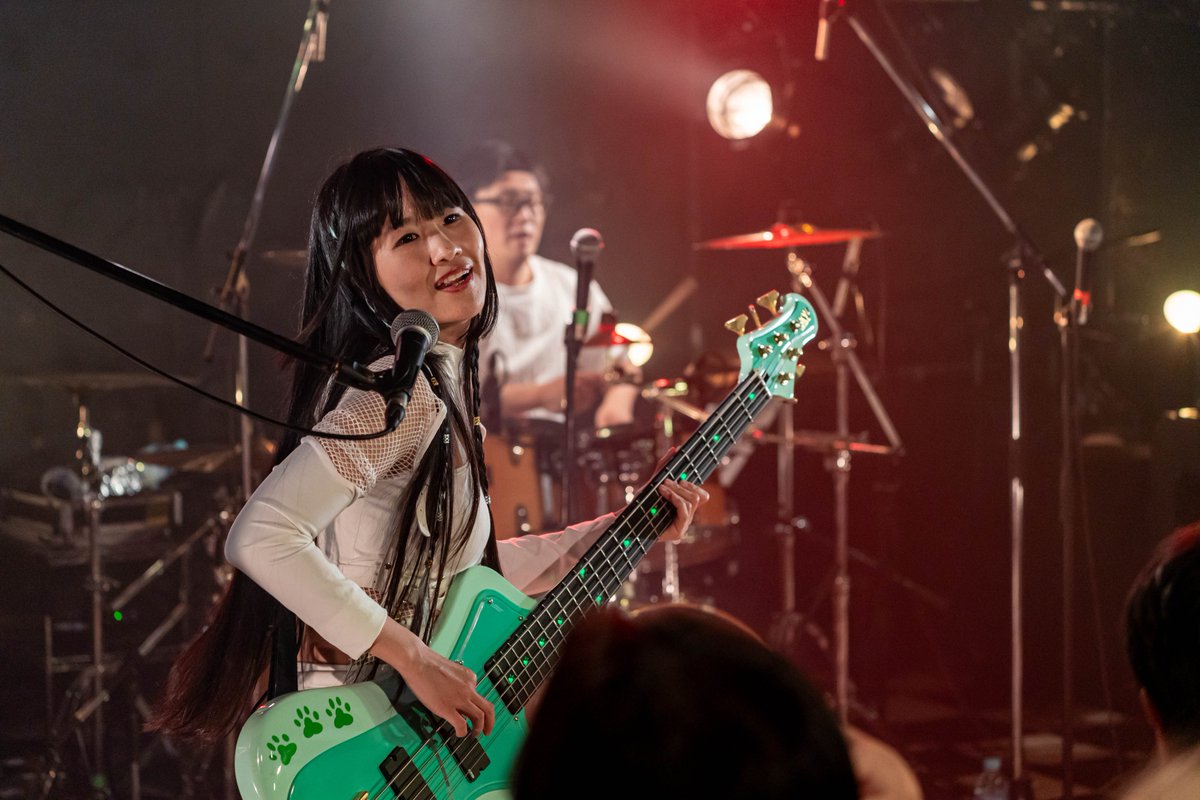 sawa_ponyo's tweet photo. 東京へ出発しましたー🚀🥹
FIRST CONTACT、明日9/20新宿WILD SIDE TOKYOでライブですー！
台風の速度が遅れてるからこの日は何とか大丈夫そう…⁉️
でも来られる方はくれぐれもお気をつけて🙇
#FIRSTCONTACT
#1stcontact https://t.co/AAGP3RsVeE