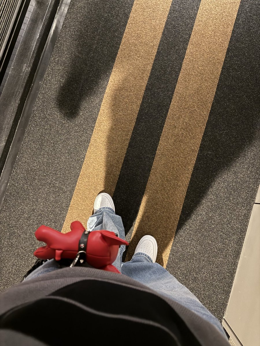 kculoguh's tweet photo. https://t.co/oJbXhP4Ve5