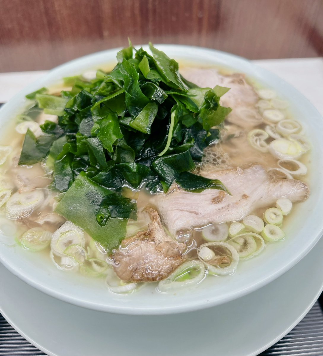 nomiarukinosuke's tweet photo. 新橋ニューともちん 神保町店
24時間営業のちゃん系で
東京都千代田区神田神保町1-12 島田ビル 1F
https://t.co/vyRG9syMim
#神田ラーメン
#神保町ラーメン
#ちゃん系
#ちゃん系ラーメン
#新橋ニューともちん 神保町店 https://t.co/U6PN7muyl6