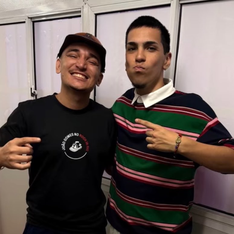 tracklist's tweet photo. LENDAS! Milo J publica registros ao lado de MC Hariel e João Gomes 🥹🇧🇷🇦🇷 https://t.co/cE1YNK4l5L
