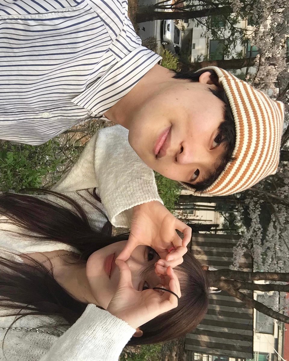 lopedaniel1's tweet photo. Hey there! 🌞 Just wanted to say, you are enough, and you’ve always been. Believe it. 🌟
wwML https://t.co/W1oC56SZ0S