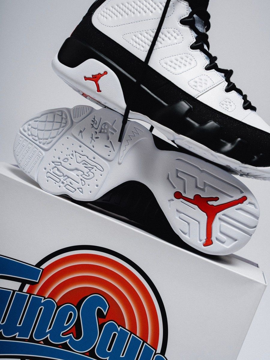 SBDetroit's tweet photo. Who’s copping?

The Air Jordan 9 OG “Space Jam” drops tomorrow 🚀 

FULL DETAILS:  https://t.co/jVvlARo4Ff https://t.co/xNXa8POA0T