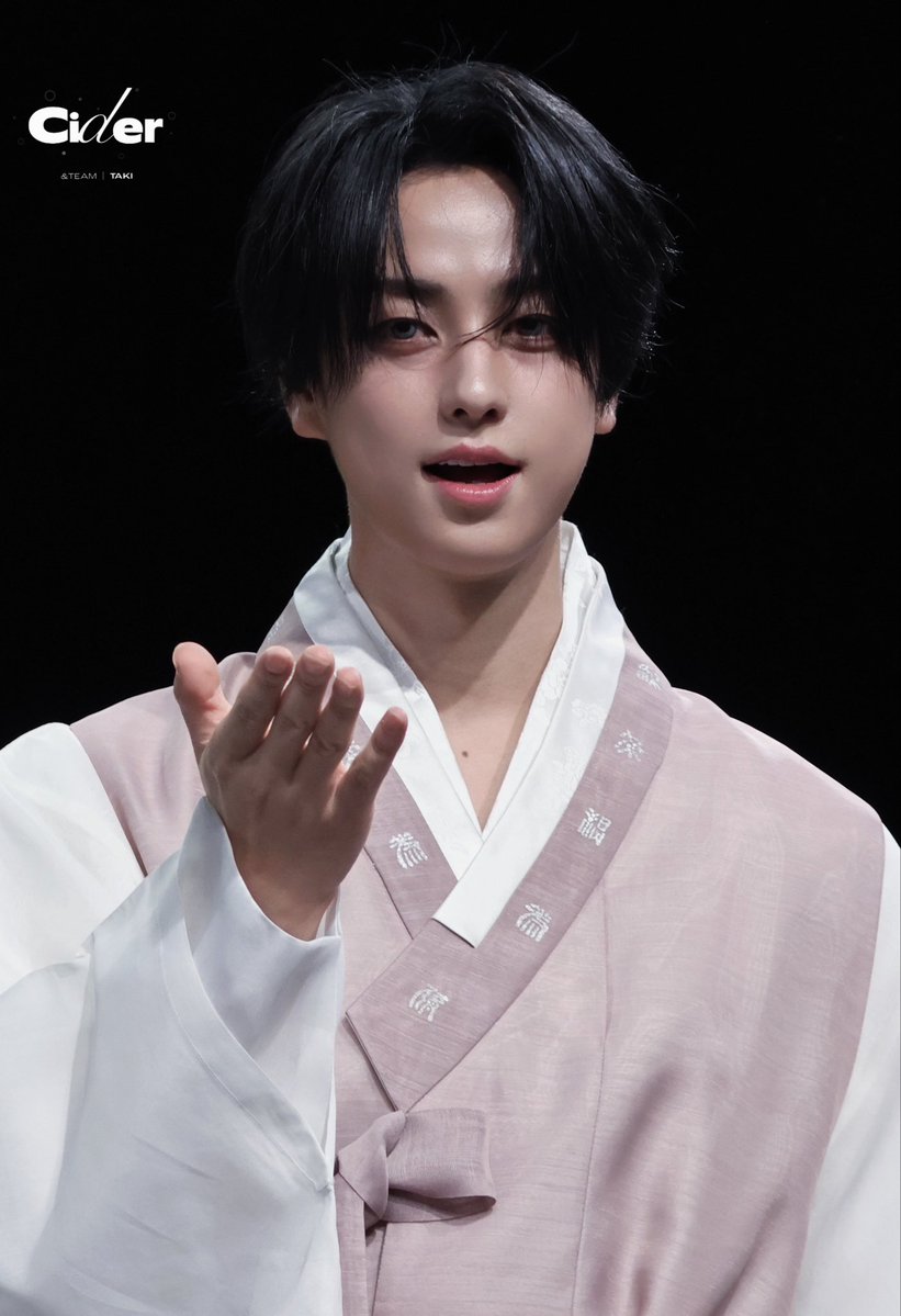 CrispCider_'s tweet photo. 260919 미팬

🩷🤍

#andTEAM #앤팀 
#taki #타키 #タキ #andTEAM_TAKI https://t.co/flh9XLJkAM