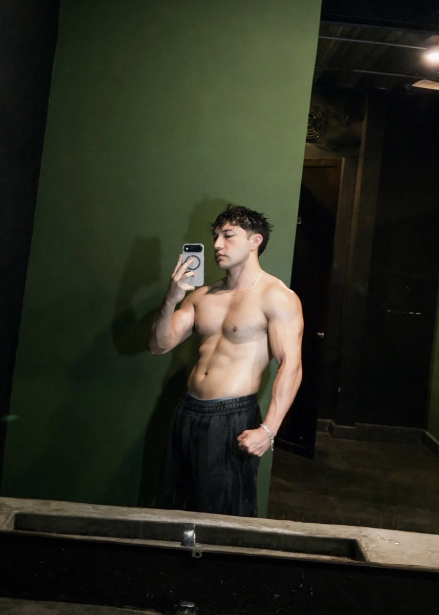 danieljimenezx1's tweet photo. 💪🏻 https://t.co/JMfDuS99Hm