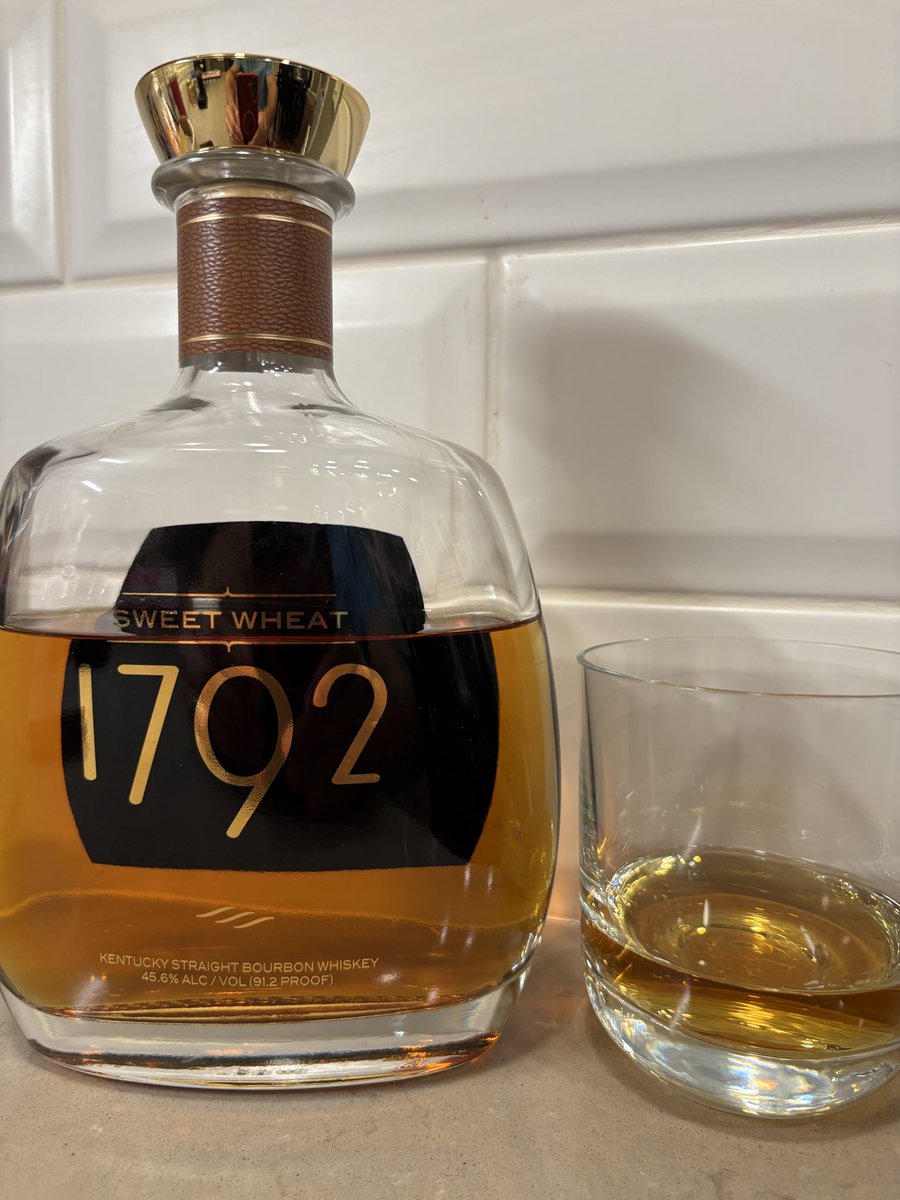 Patrick2380's tweet photo. Day 18: 1792 Sweet Wheat #BourbonHeritageMonth #30DaysofBourbon #DrinkCurious @BourbonBanter https://t.co/nbrOvgFtcc