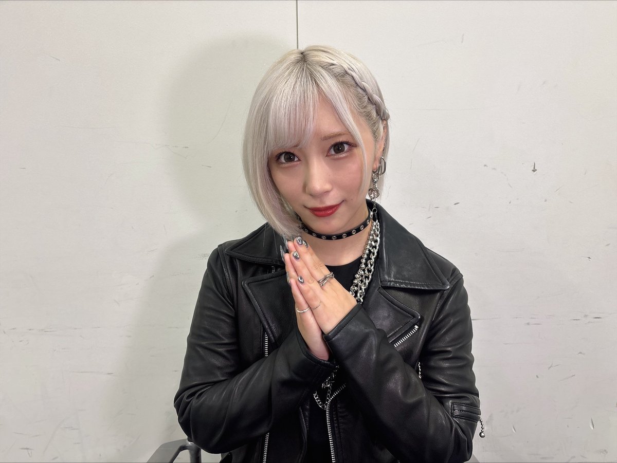 reoNaFanPH's tweet photo. I wish I had a way to watch Japanese TV, so I could also see ReoNa's TV show appearances.

I just want to see ReoNa more 🥰

#ReoNa https://t.co/9Kt9sjLNHP