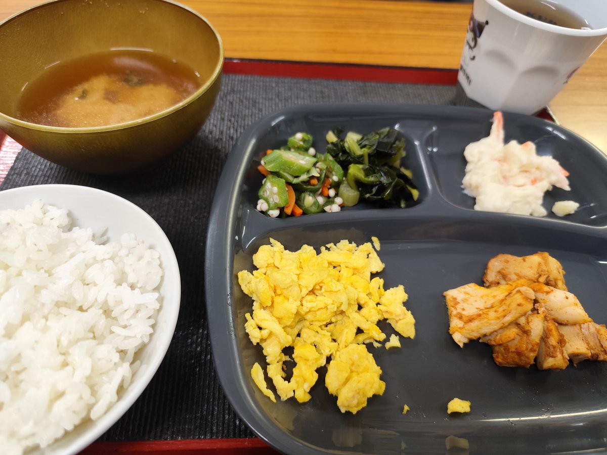 ainyan72522's tweet photo. 今日の昼食 https://t.co/2gBjEmV1wW