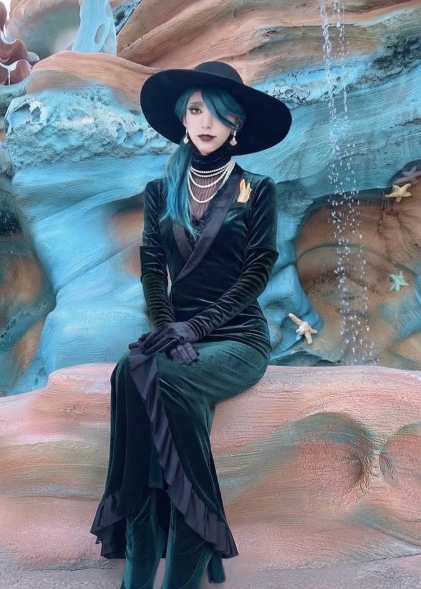 10tendale's tweet photo. ジョルジーナさんは

マーメイドラグーンを満喫中…🫧🧜‍♀️

#Dハロ仮装2026 #Dハロツイステ https://t.co/GbYe7QmZ1Q