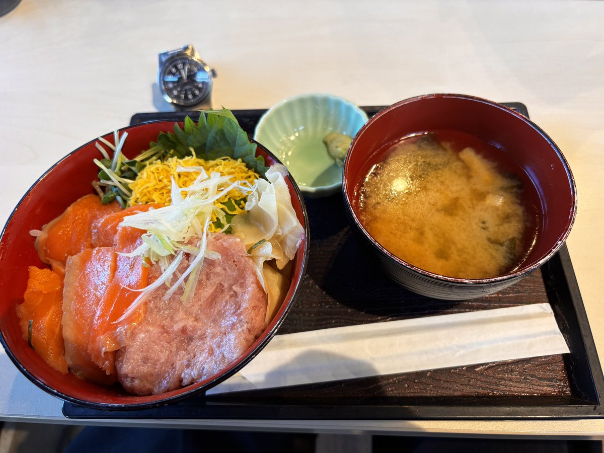 Rerq_dqx's tweet photo. どこで飯食っても米が美味いから美味いんだよな https://t.co/6sHRABoBxr