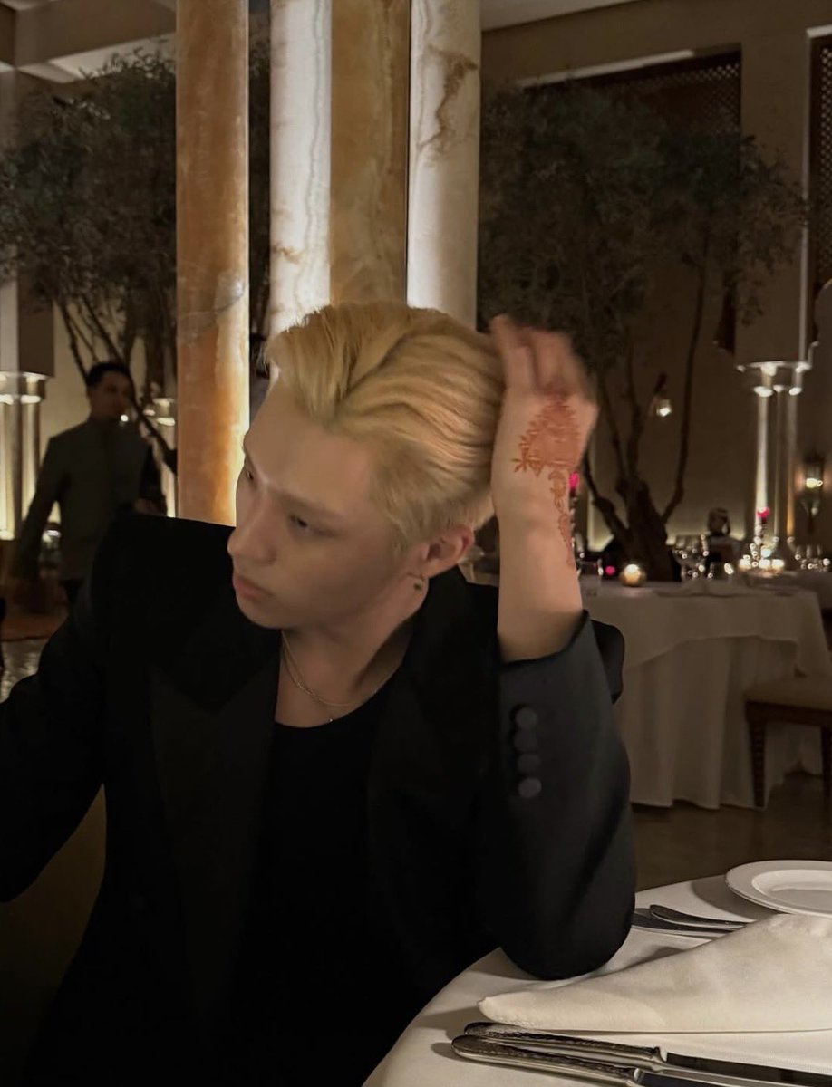 swggiess's tweet photo. ᅠᅠ
ᅠᅠ
ᅠᅠ     ܔܢܜܔ
ᅠᅠ
ᅠᅠ https://t.co/vmjhq043hJ