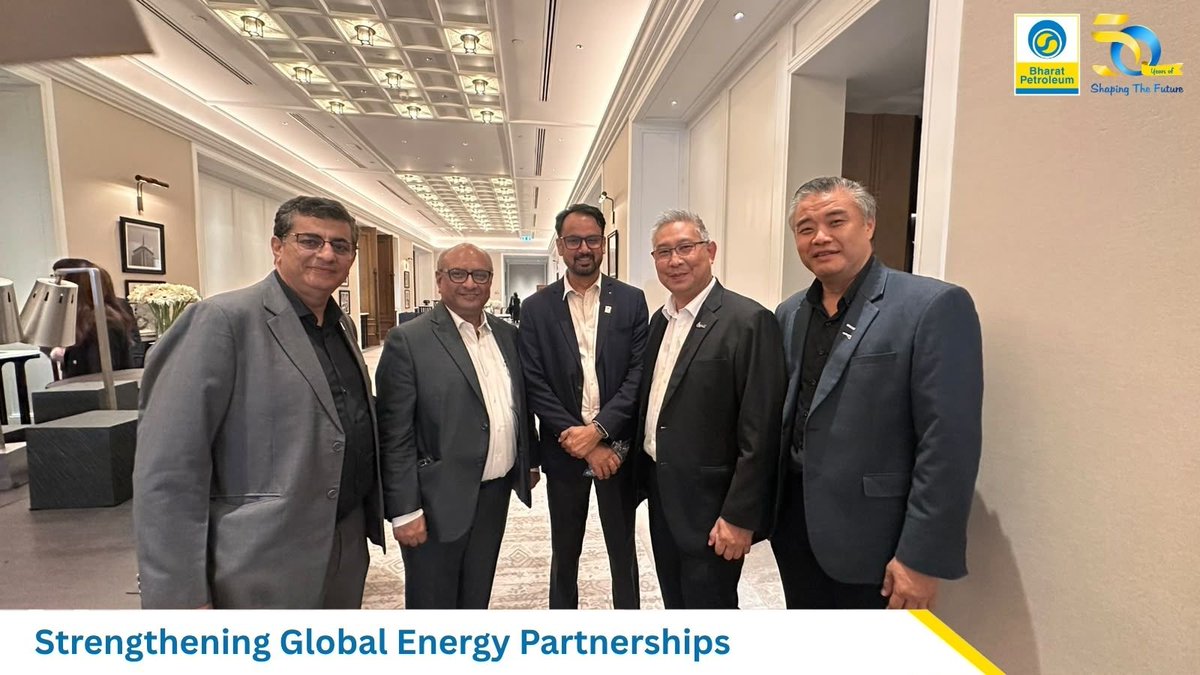 BPCLimited's tweet photo. At Gastech 2026 in Bangkok, BPCL engaged with PTT Public Company Limited (PTT), Thailand’s national energy company.

The interaction brought together Shri Subhankar Sen, Director (Marketing), Shri Rahul Tandon, Business Head (Gas), Shri Rakesh Kumar Sinha, Head, LNG Sourcing, Logistics & Sales (Gas), BPCL, and Shri Vaitayang Kullavanijaya, Executive Vice President, International Trading – Upstream and Overseas Optimization, PTT.

The discussions explored opportunities across the natural gas and LNG value chain, including LNG sourcing, infrastructure, upstream participation, trading and portfolio optimisation, further strengthening India-Thailand energy cooperation.

#BPCL #BharatPetroleum #PTT #Gastech2026 #LNG #NaturalGas #EnergyPartnership #IndiaThailand #GlobalEnergy
@HardeepSPuri @PetroleumMin @Secretary_MoPNG