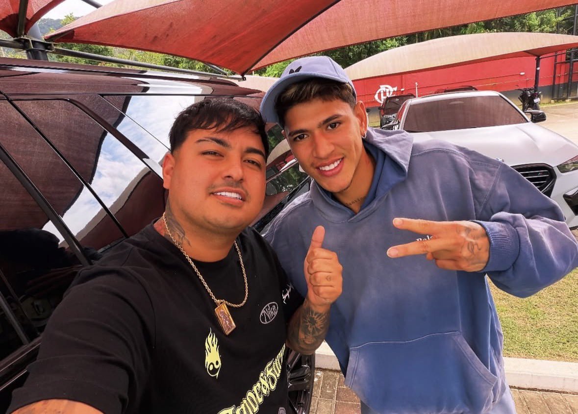 Carrascal15ofc's tweet photo. 😎📸 https://t.co/ub0RdqrOqS