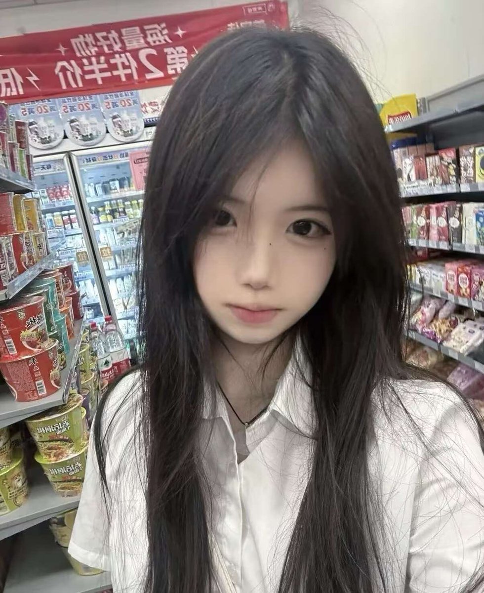 Hdhdhsbsbbxbzb1's tweet photo. 有人想锐评一下我16岁的福嘛？  

  赶紧看，我要删了…. https://t.co/J8jB0ihO6k