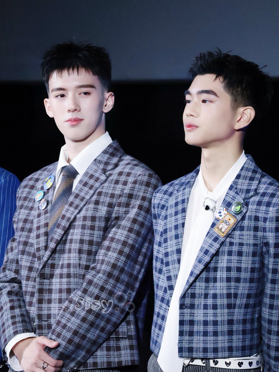 SissssssyWu's tweet photo. 👔

#heroaschawin 
#idea_frags https://t.co/CXUJzGWeNh