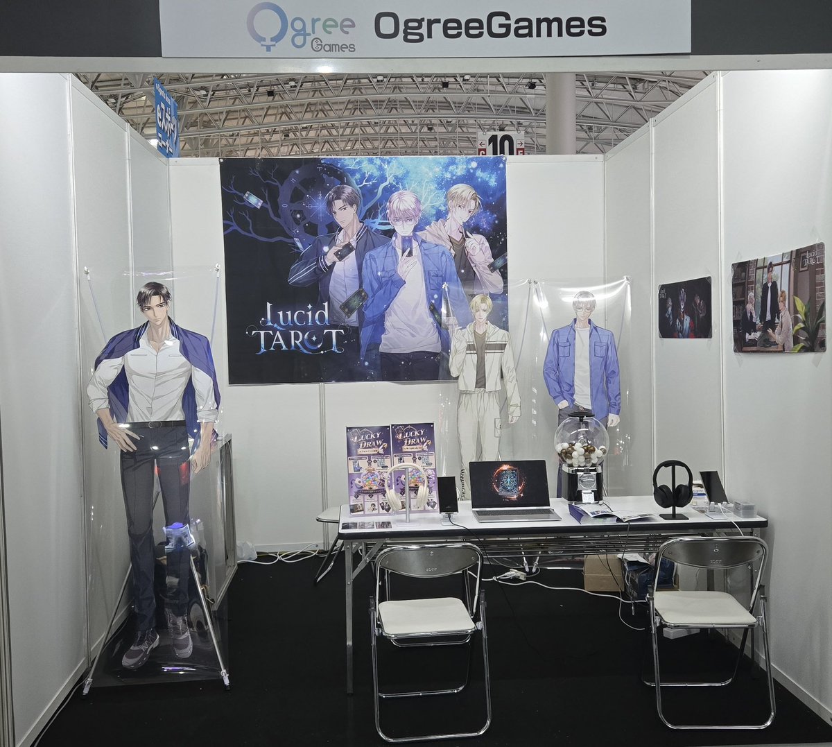 OgreeGames's tweet photo. 루시드타로 × 도쿄게임쇼 2026 🔮 RT이벤트!

직접 부스에 방문해
🎮 <루시드타로>를 플레이해 보고
🔮 오늘의 운세를 확인하는 럭키드로우 이벤트에도 참여해 보세요!

📍 Makuhari Messe 1F | 09-E85

도쿄게임쇼 참가를 맞아 RT 이벤트를 준비했어요! 
루시드타로의 도쿄게임쇼 출전을 함께 알려주세요💜

[참여 방법]
① 루시드타로 공식 X 계정 팔로우
② 이 게시물 RT

🎁 추첨을 통해 투썸플레이스 아이스 아메리카노와 케익을
선물로 보내드립니다!

도쿄게임쇼에서 만나요! 🔮✨

#루시드타로 #오그리게임즈 #도쿄게임쇼 #TGS2026 #미연시 #RT이벤트