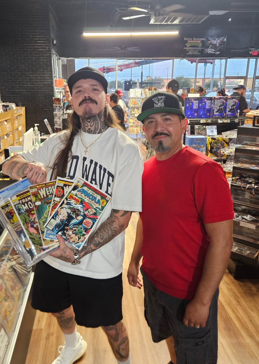 WrestlingWCC's tweet photo. Dominik Mysterio made some big pick ups at a Texas comic shop 💥 https://t.co/uZWg2E1SNR