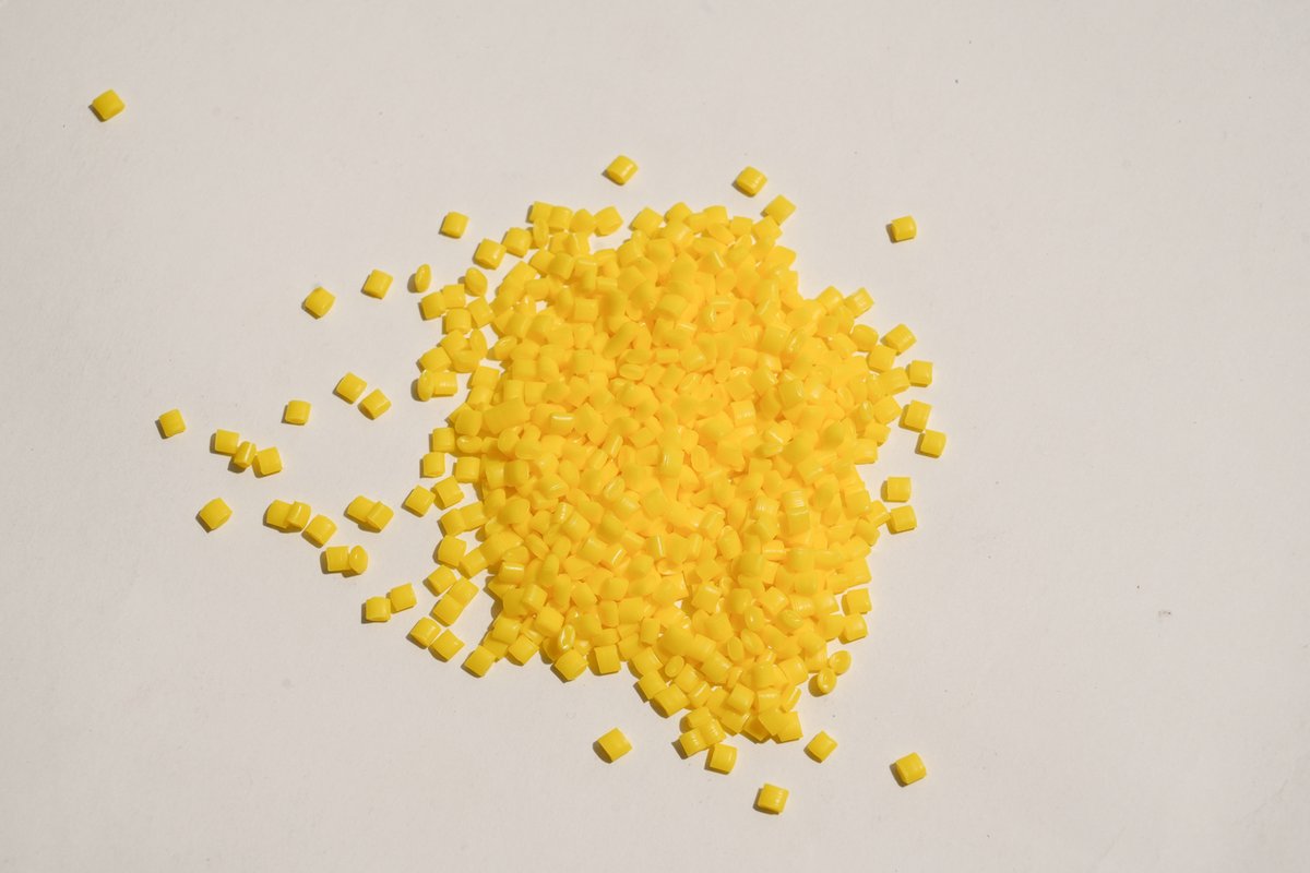 JinyuanPlastic's tweet photo. This toy-grade TPR granules feature great rebound, excellent stretch &amp; tear resistance. Smooth surface, perfect for squeeze and stress relief toys. DM us now.  #StressToy #TPRPellets #SoftElastomer #ToyGranules https://t.co/BxncUcMvM2