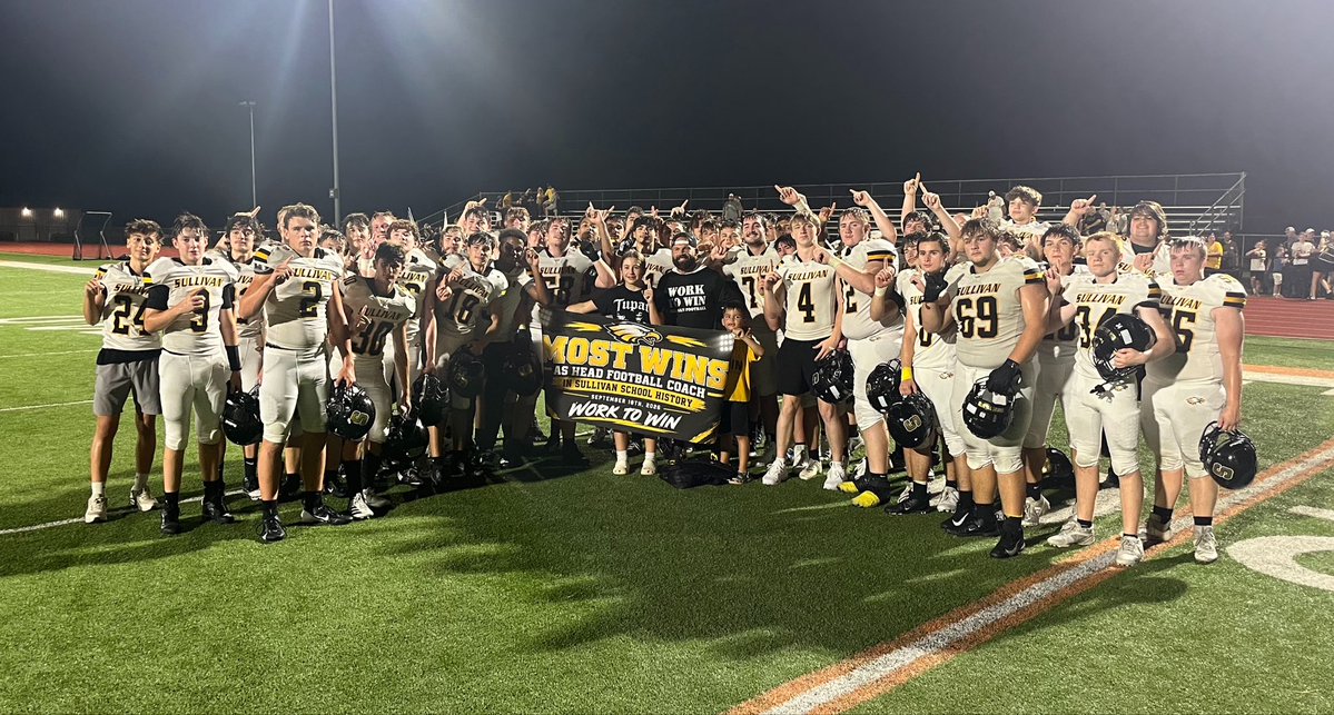 sullivaneagles's tweet photo. Congratulations Coach Haar. Most wins by a head football coach in school history! #worktowin https://t.co/GtACCtOUH1