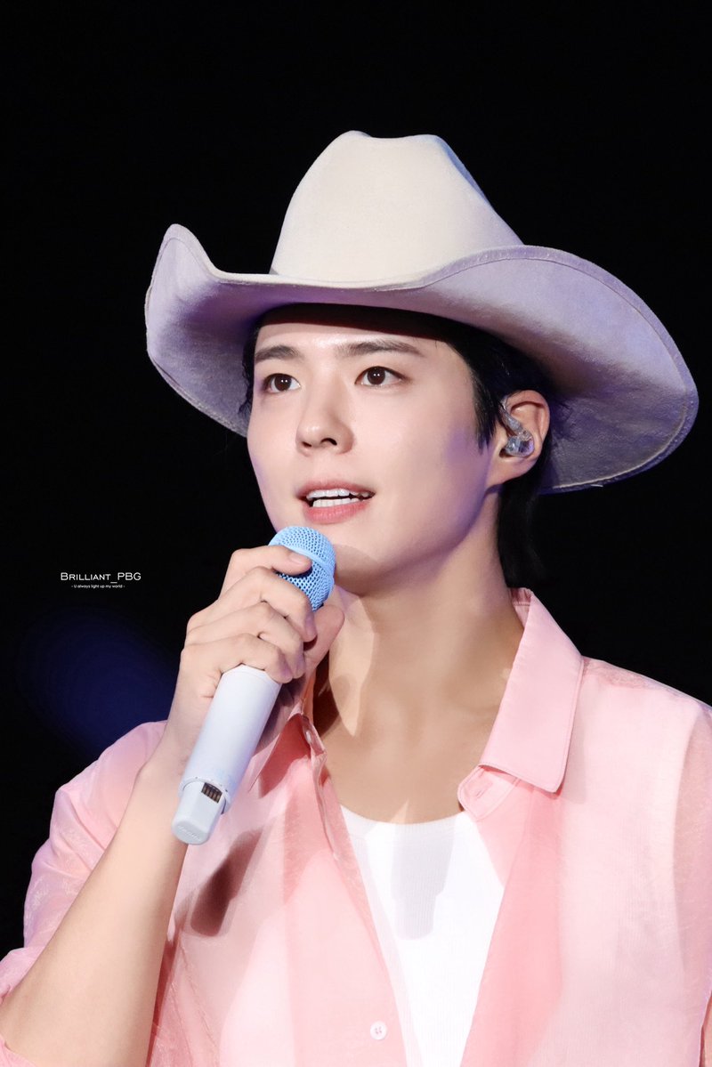 Brilliant_PBG's tweet photo. 작년 오늘… 20250919
PARK BO GUM 
2025 FAN MEETING TOUR
［BE WITH YOU］IN Mexico City 
Auditorio Nacional / 19:00

@BOGUMMY 
#박보검 #パクボゴム
#ParkBoGum #朴寶劍 https://t.co/wTm1MxrLtJ