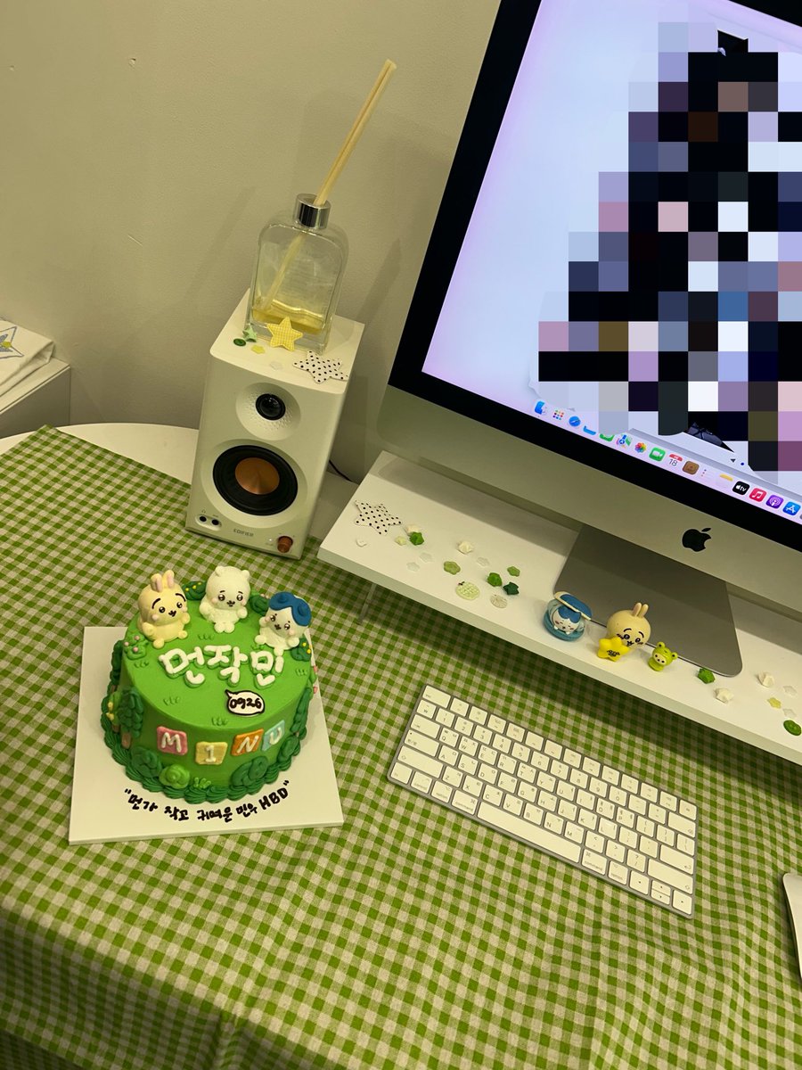 asdfrttyu's tweet photo. .⊹˖ ★. 𝖬!𝖭𝖴.𝖹!𝖯 .★ ˖⊹.
⭑ 카페 유어데이
⭑ 26.09.19 (12pm~8pm)

+ 믿기지 않으시겠지만... 저희가 협찬을 받게 되었습니다 😃 (굿즈가 아니더라도 와서 꼭 받아가세요)

#LOGIN_M1NU https://t.co/sKap191RmO