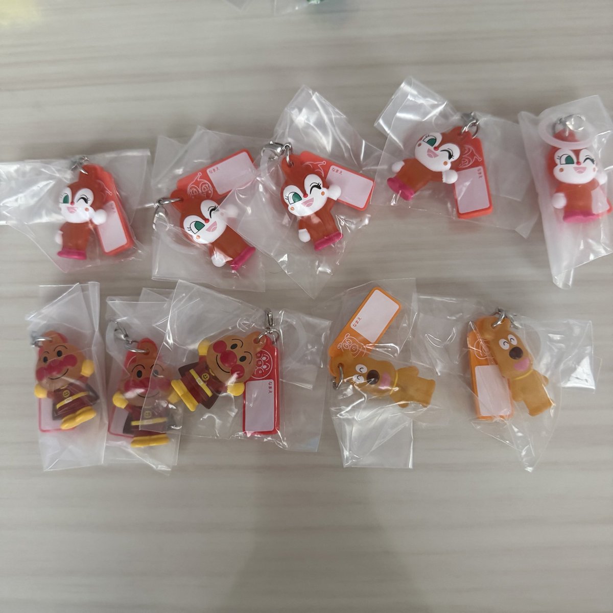 _pinkcloudv's tweet photo. 【お譲り】めじるしアクセサリー

画像のもの全てお譲り先を探しております！
お気軽にお声掛けください🎶

アンパンマン トイストーリー サンリオ えもきゅん いないいないばあ https://t.co/gM1C0walnd