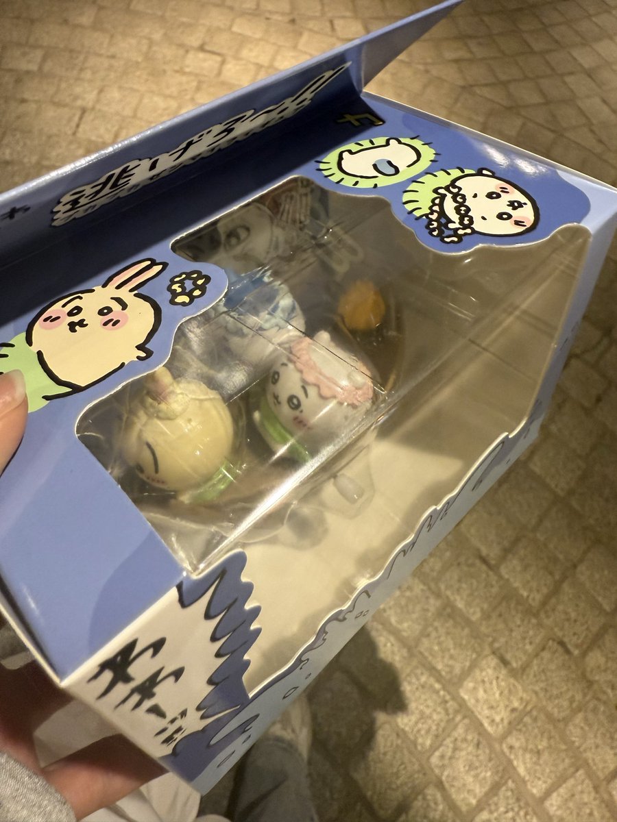 anko05067's tweet photo. 昨日のランドでの購入品✨
欲しいのは買えたから大満足💕
ゼンマイフィギュアは一瞬で売り切れだったみたいで、ほんとに欲しい人に渡って欲しい！！ https://t.co/9AZVwmyD9D