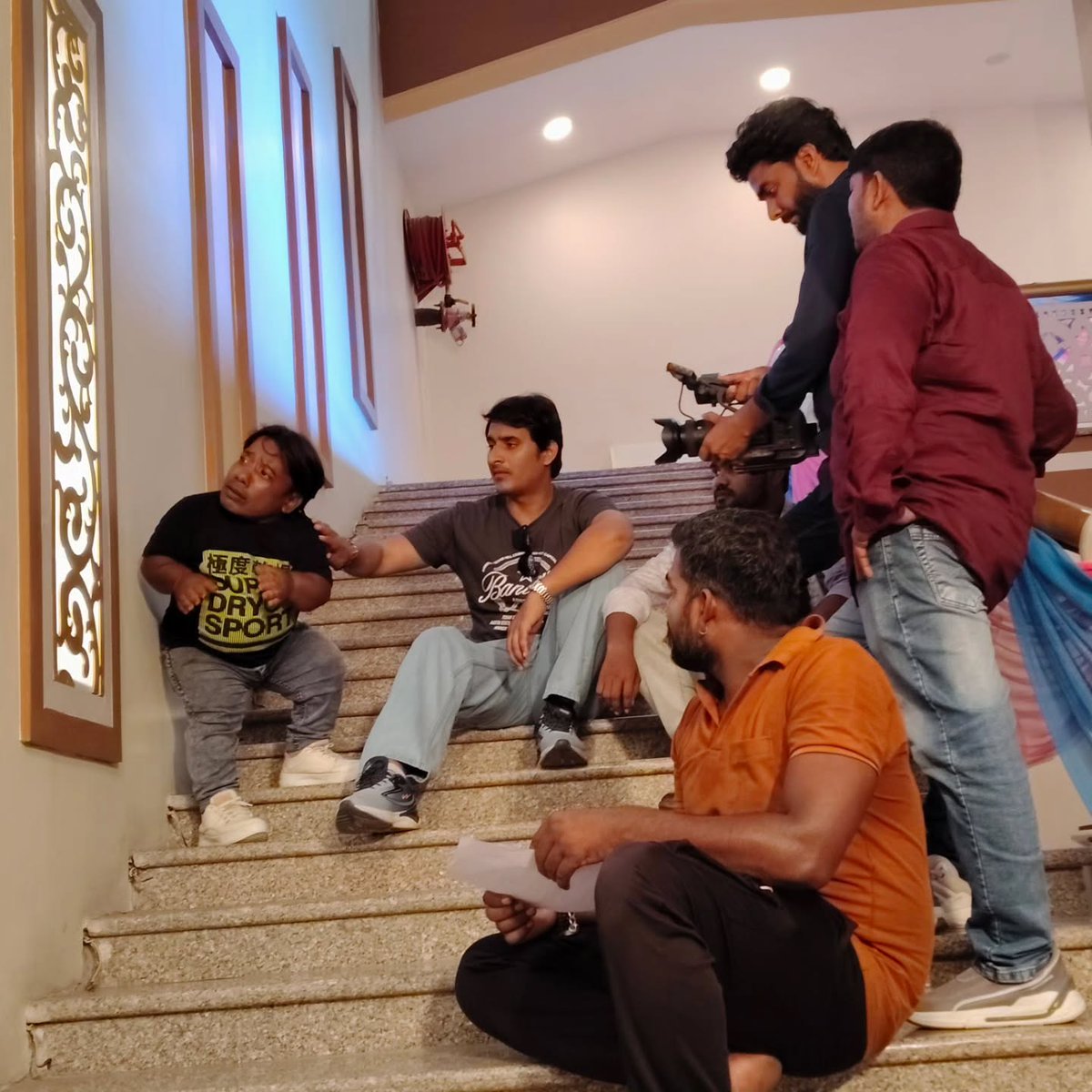 johnrobinsondwj's tweet photo. The shooting of the film Bhutni’s love story continues in Muzaffarpur. https://t.co/V5T100GvG4