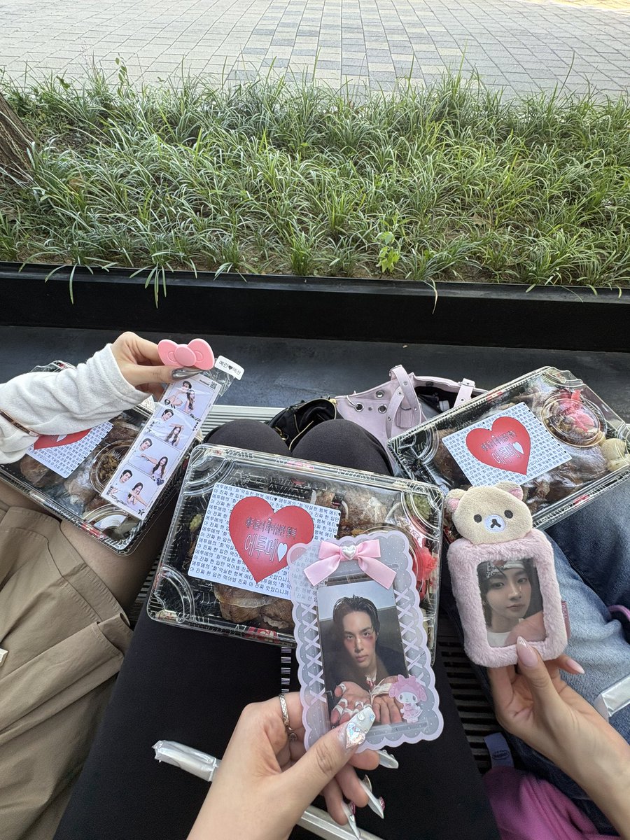 cherrryring's tweet photo. 맘마먹고합쉬다 https://t.co/kHniwoQUYQ