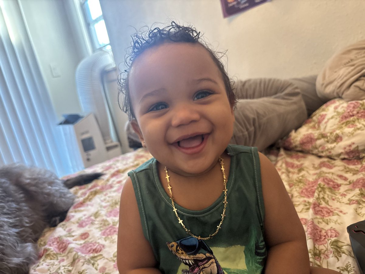 ShinigamiCass's tweet photo. I really have a 1 year old now. That’s crazy 😭 https://t.co/YzK4uKZp5r