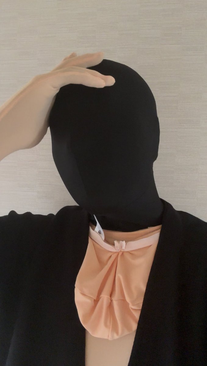 Dolledzc's tweet photo. 身体とアカウントを乗っ取られました😨

@justdolled はフォロー解除してください🙇
#zentai #全包紧身衣 #ゼンタイ https://t.co/0ORg8Mreeo