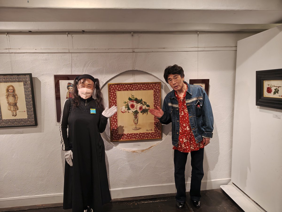 mNgbqnxW3Mr3ugN's tweet photo. そして現代童画会会長の小澤先生の個展へ🥰
小澤清人個展
〜　9月23日（水祝）
11:00〜19:00（最終日16:00まで）
 奥野ビル 601号室
Galerie Lã（ギャルリー・ラー）で開催
毎回小澤先生の世界観たっぷり。画像2枚目が今回お迎えした作品💜先生が描かれるこの女性が大好で吸い寄せられた💜
続く↓ https://t.co/iGRbePsEOW