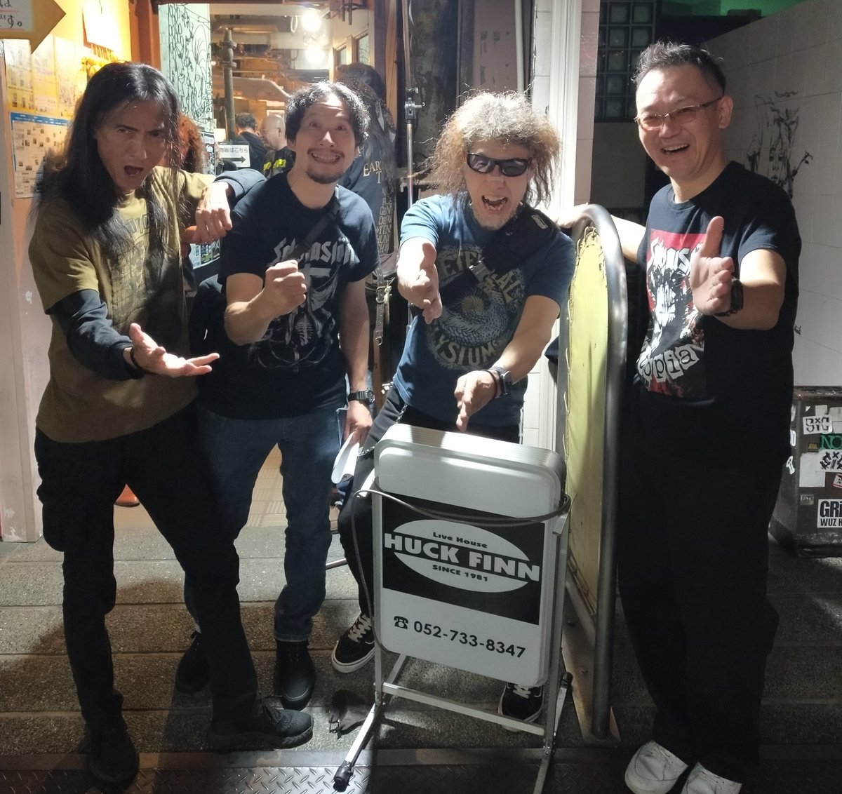 salvaasion's tweet photo. 昨夜のHuck Finn　
ありがとうございました！ https://t.co/qVPnaQYPyY