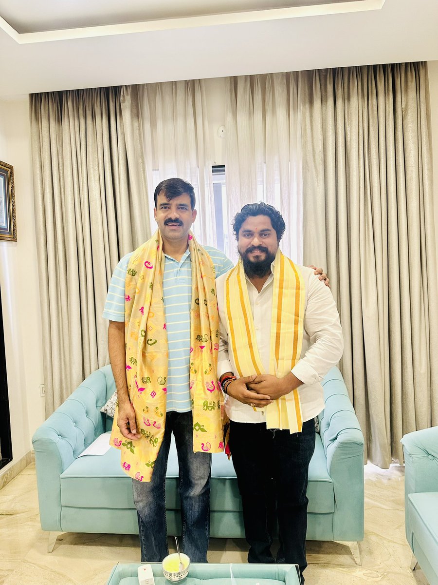 KNagenderReddy's tweet photo. His leadership reflects the enduring strength of the Congress organisation — built at the grassroots, strengthened by dedicated workers and guided by the values of democracy, social justice, secularism and inclusive development. https://t.co/phP0nhL44U