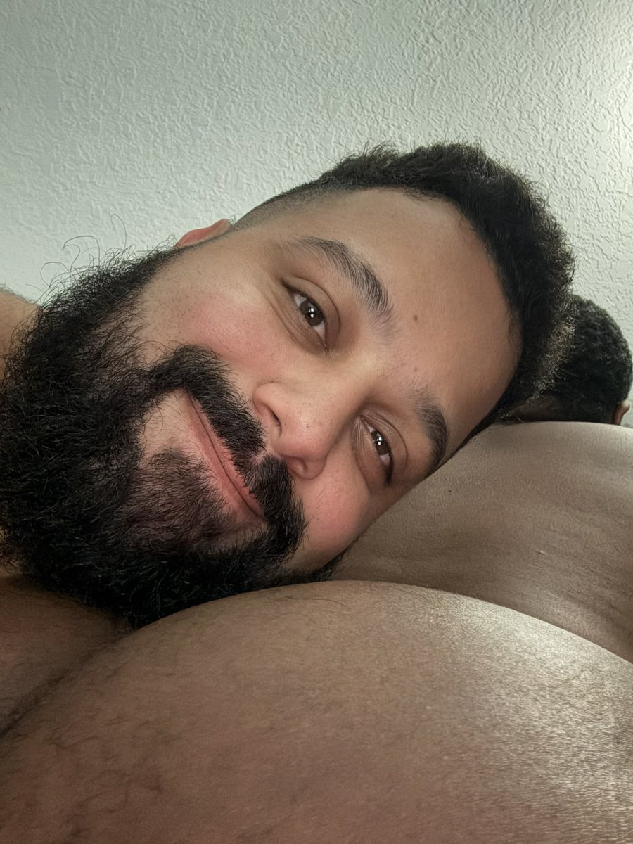 MineiroGoodBoy's tweet photo. *slams laptop shut til monday* https://t.co/VKi2rH1TIi