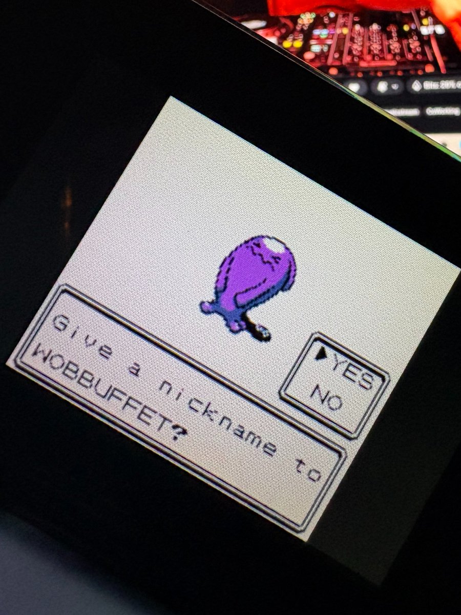 OkLoganxd's tweet photo. WHERE HER LIPSTICK??? wobb2wobb shiny on eggs 25 and 26 in Crystal! >__< 7
This was back in May. I've got quite the backlog. Come along now friends...
#noteggmonth #ijustcantholdmyphoneupright https://t.co/DvdhBj9Amv