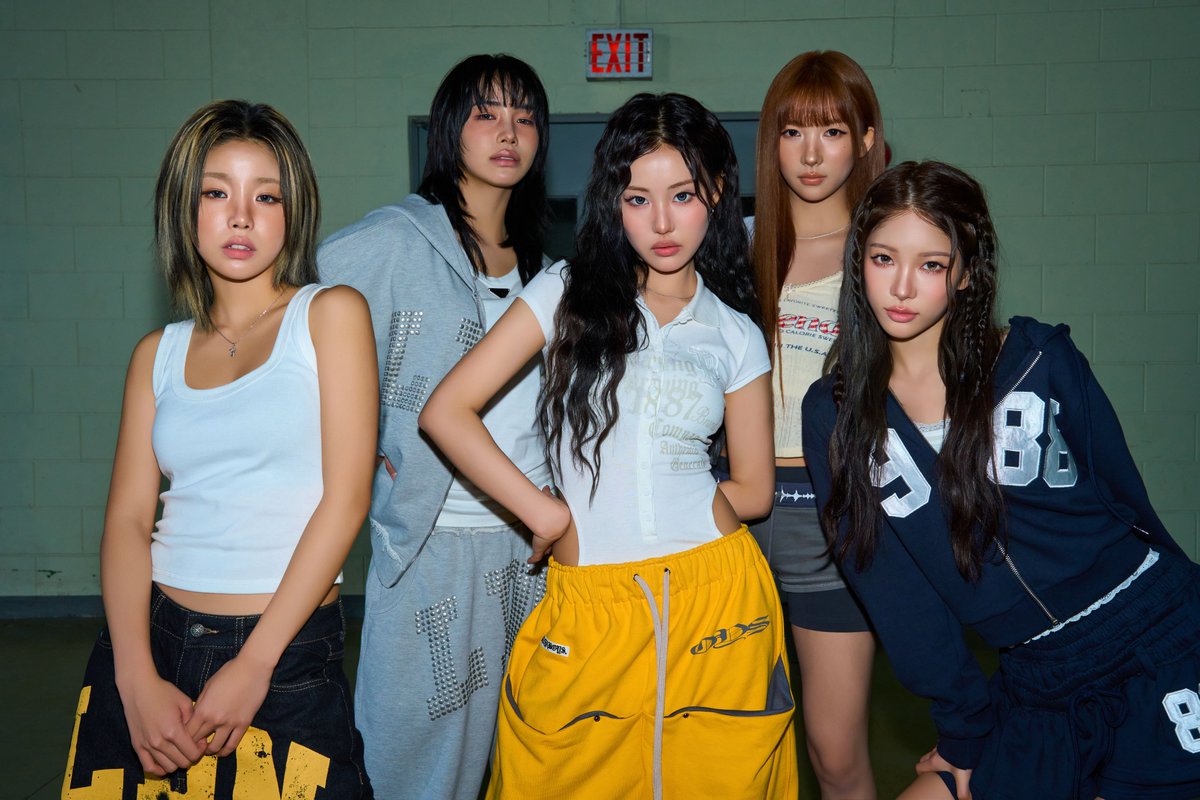 youngposseup's tweet photo. 𝗖𝗼𝗻𝗰𝗲𝗽𝘁 𝗣𝗵𝗼𝘁𝗼 - 𝟭 - 
𝗬𝗢𝗨𝗡𝗚 𝗣𝗢𝗦𝗦𝗘

영파씨 (YOUNG POSSE) 3rd Digital Single
‘GO해’

⏰ 2026.10.07 6PM (KST)

#영파씨 #YOUNGPOSSE #ヤングパッシ 
#GO해 #GO_AHEAD https://t.co/v5YlTRSZIj