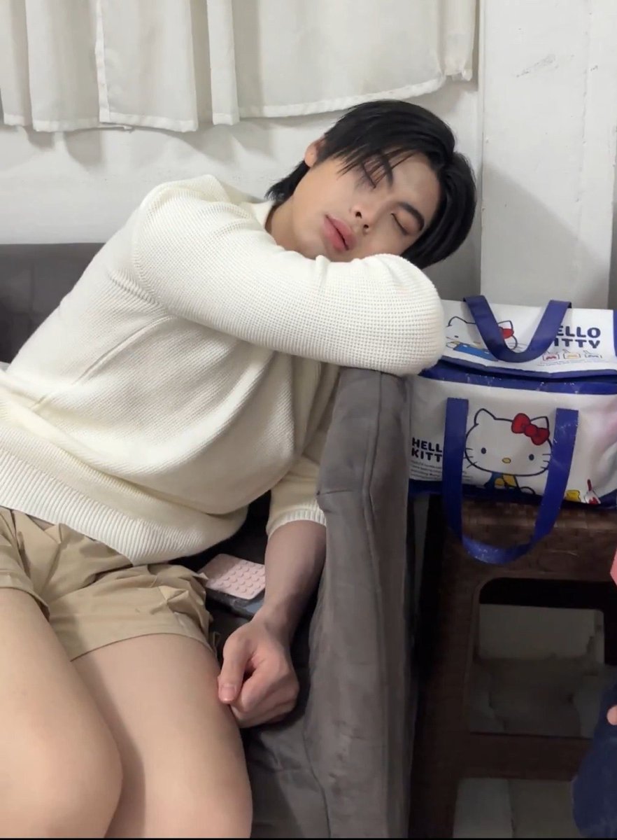 ARCH61_'s tweet photo. น้องธัญญ่ามีอยู่จริง 🫵🏻😭 https://t.co/FtJ4UAbosz