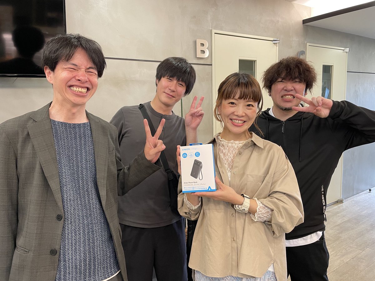 CLOUD9_yuen's tweet photo. 今月からはじまった恒例クラウドナインスタジオ宝くじ🎁当選されたお客様はご来店されました㊗️
BUNNY THE PARTYのみなさんを記念撮影させてもらいました❗️おめでとうございます✨ https://t.co/lfQvyclpsS