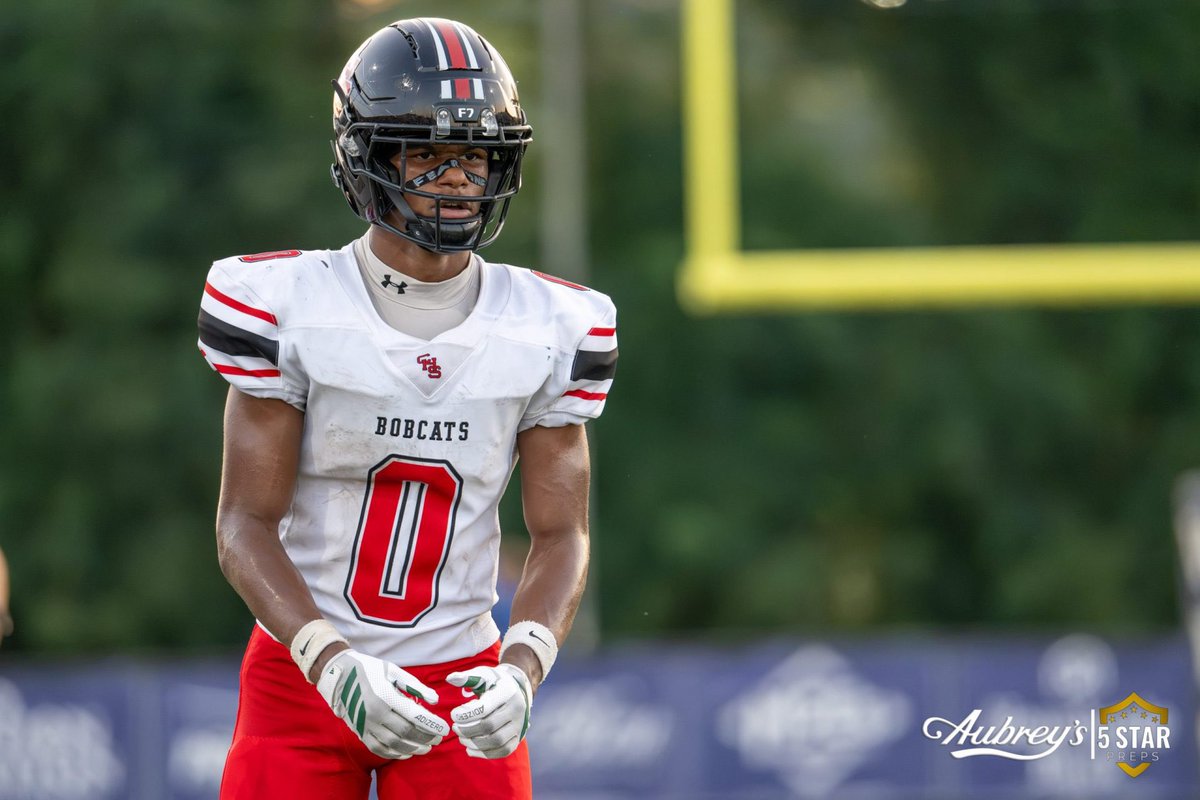 5StarPreps's tweet photo. INSIDE THE WIN: Central Bobcats
presented by @rvarnerford 

The Central Bobcats (5-0) may have coasted in Week 5. But they know improvements still need to be made - especially with the Powell showdown on the near horizon. 
THE READ ➡️ https://t.co/EJOhrMS88g https://t.co/uSKrfV91J0